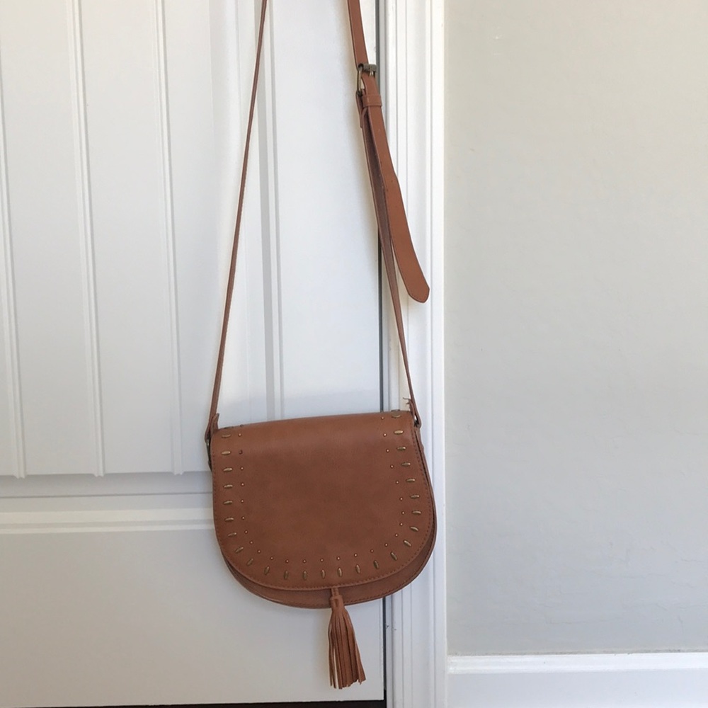 HOLLISTER SATCHEL